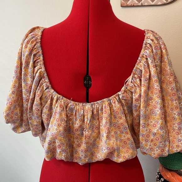 Zara Crop Top - Picture 6 of 6